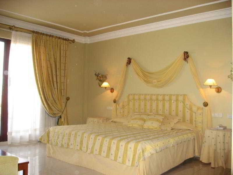 Cristina-Enea Hotel Valdeganga Екстериор снимка