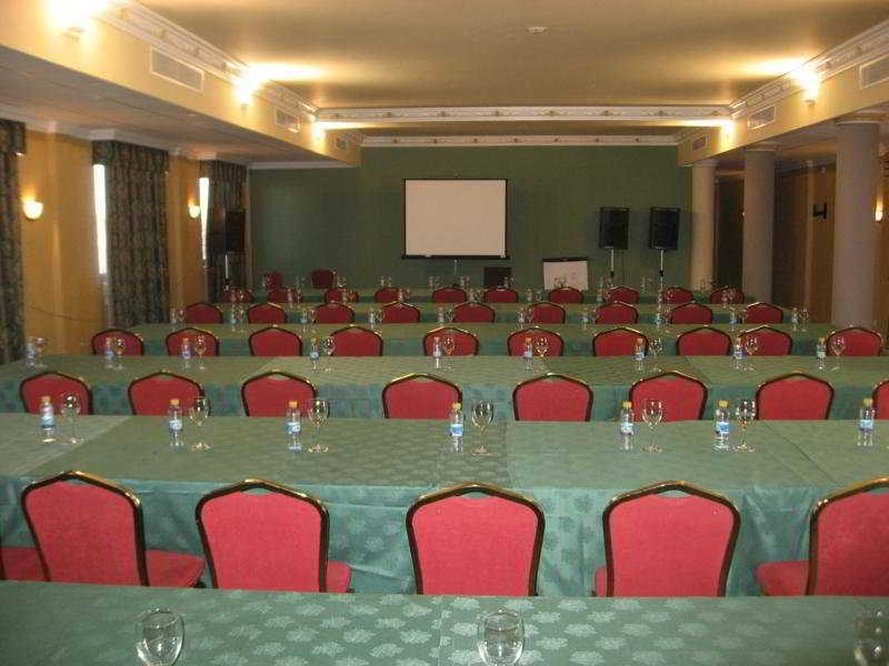 Cristina-Enea Hotel Valdeganga Екстериор снимка